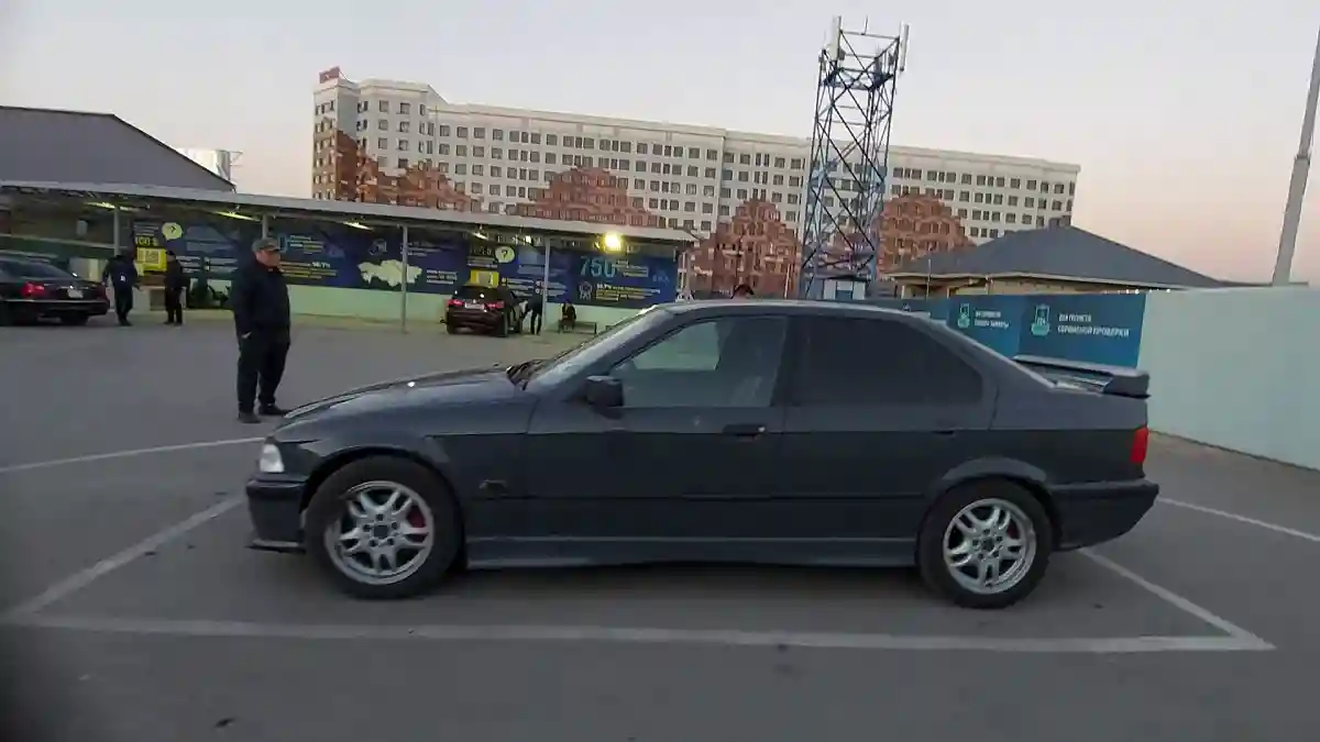 BMW 3 серии 1994 года за 1 500 000 тг. в Шымкент