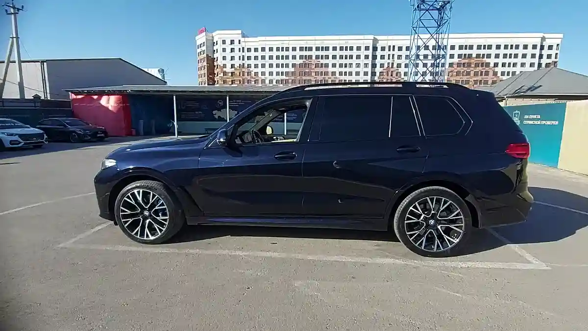 BMW X7 2021 года за 50 000 000 тг. в Шымкент