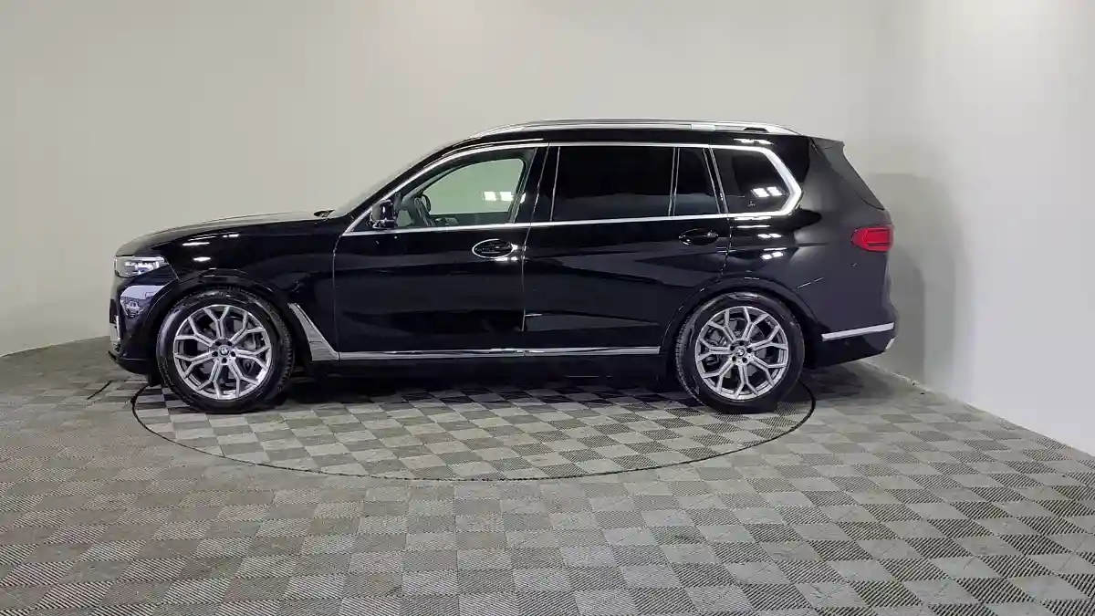 BMW X7 2019 года за 39 100 000 тг. в Алматы