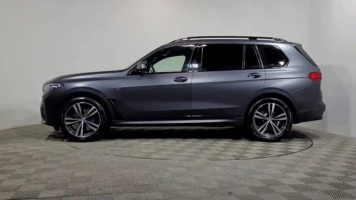BMW X7 2019 года за 44 200 000 тг. в Алматы
