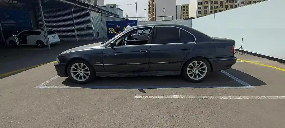 BMW 5 серии 1997 года за 2 500 000 тг. в Алматы
