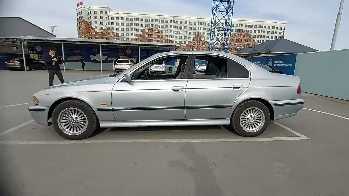 BMW 5 серии 1997 года за 2 500 000 тг. в Шымкент