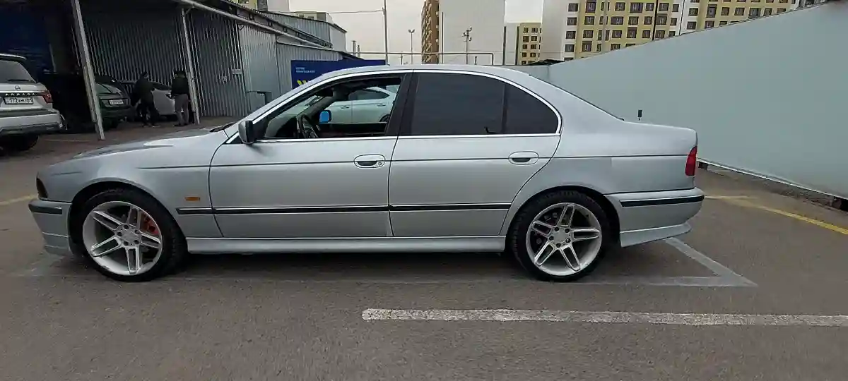 BMW 5 серии 1996 года за 3 100 000 тг. в Алматы