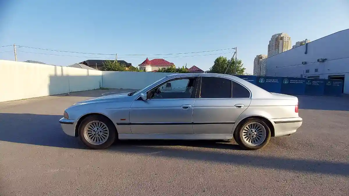 BMW 5 серии 1998 года за 3 800 000 тг. в Шымкент