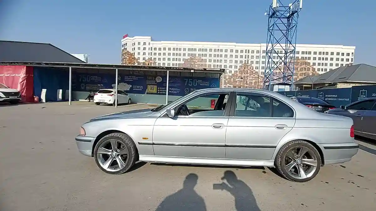 BMW 5 серии 1998 года за 2 800 000 тг. в Шымкент
