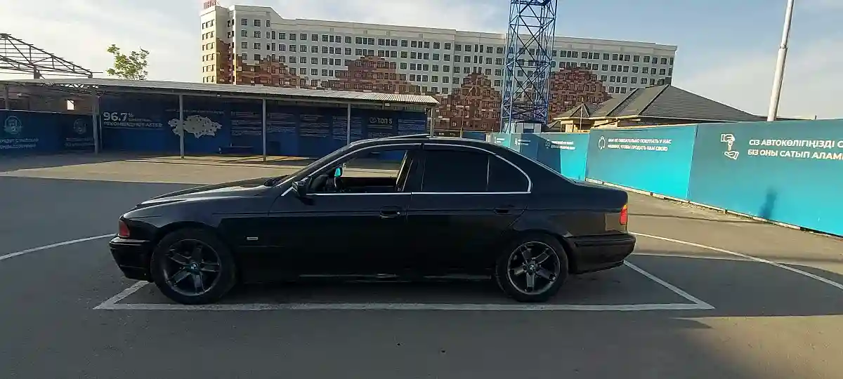 BMW 5 серии 1999 года за 3 000 000 тг. в Шымкент