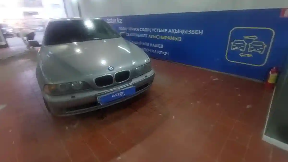 BMW 5 серии 2001 года за 4 000 000 тг. в Астана