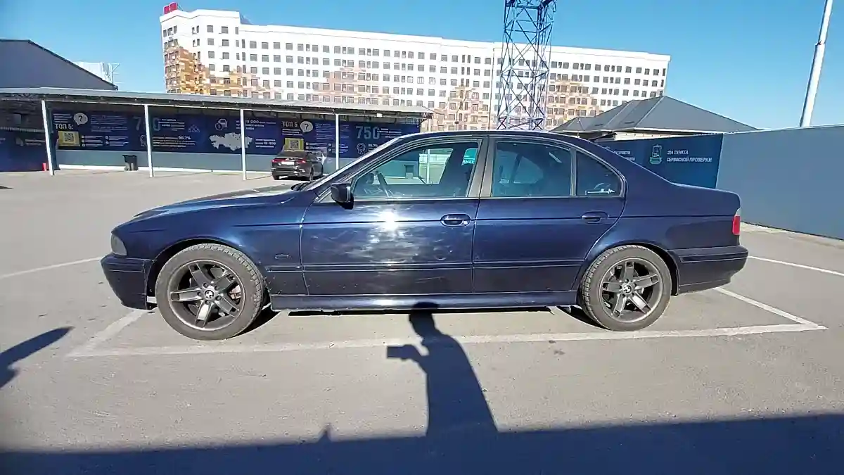 BMW 5 серии 2001 года за 5 000 000 тг. в Шымкент