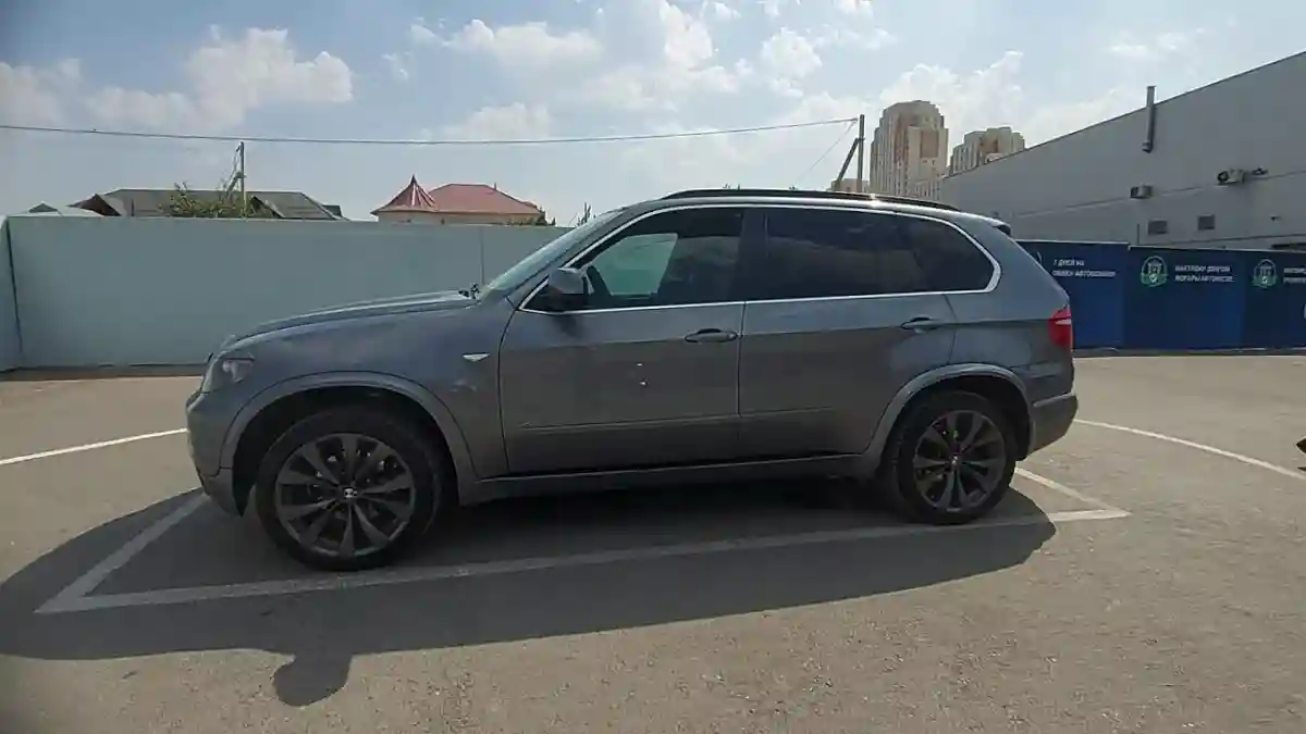 BMW X5 2009 года за 9 000 000 тг. в Шымкент