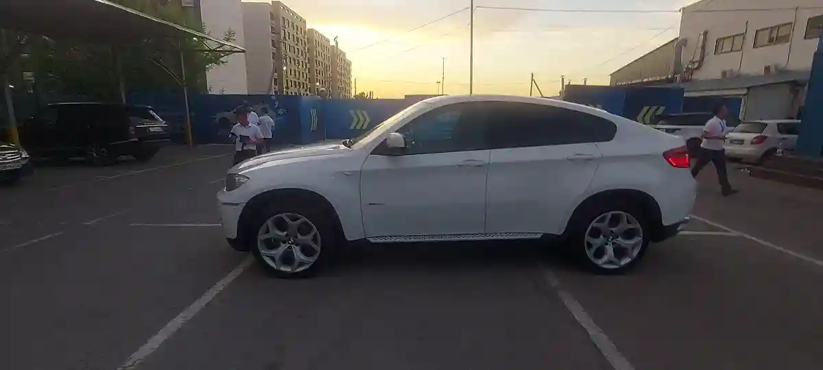 BMW X6 2010 года за 12 000 000 тг. в Алматы