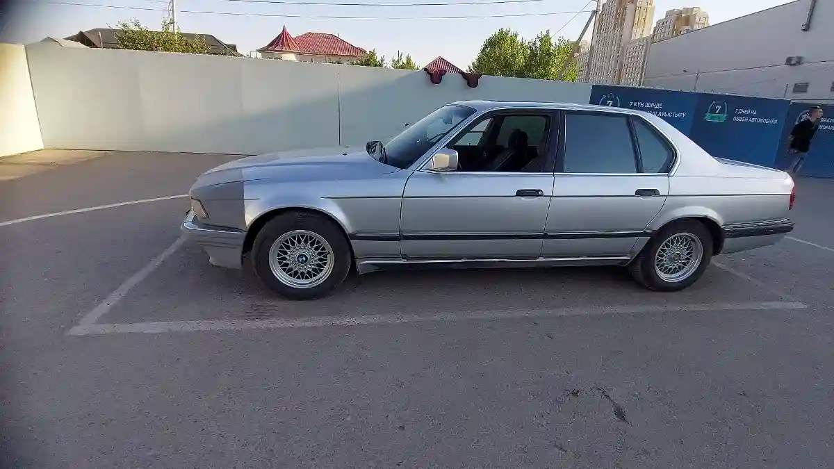 BMW 7 серии 1992 года за 1 500 000 тг. в Шымкент