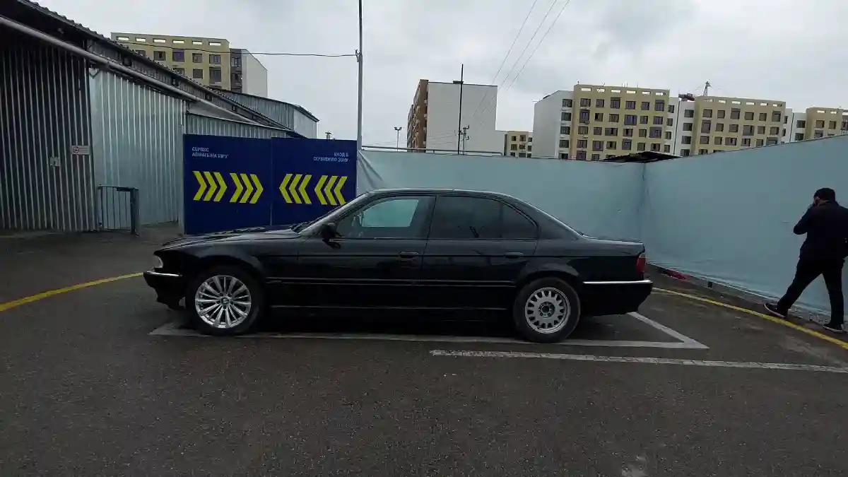 BMW 7 серии 1996 года за 2 200 000 тг. в Алматы