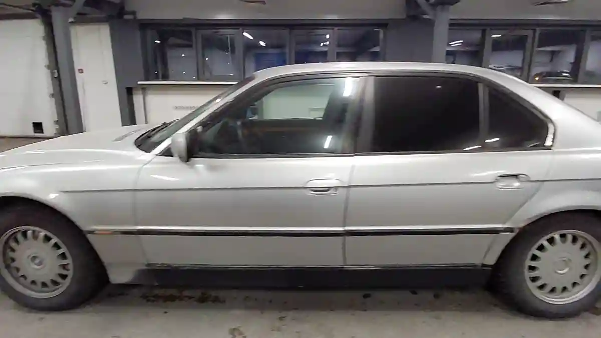 BMW 7 серии 1997 года за 2 600 000 тг. в Астана