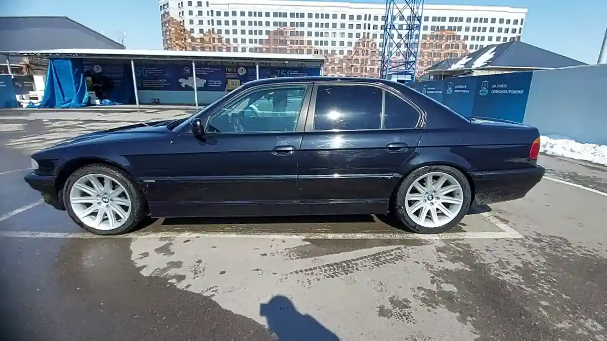 BMW 7 серии 1998 года за 4 500 000 тг. в Шымкент