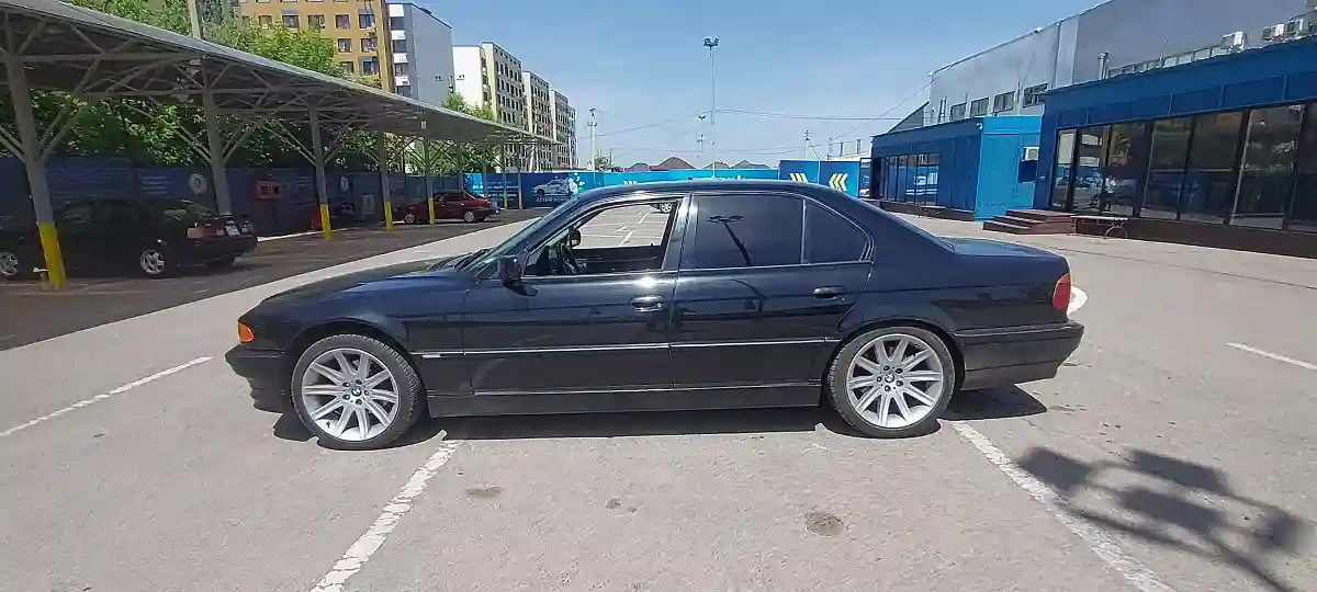 BMW 7 серии 1998 года за 3 500 000 тг. в Алматы