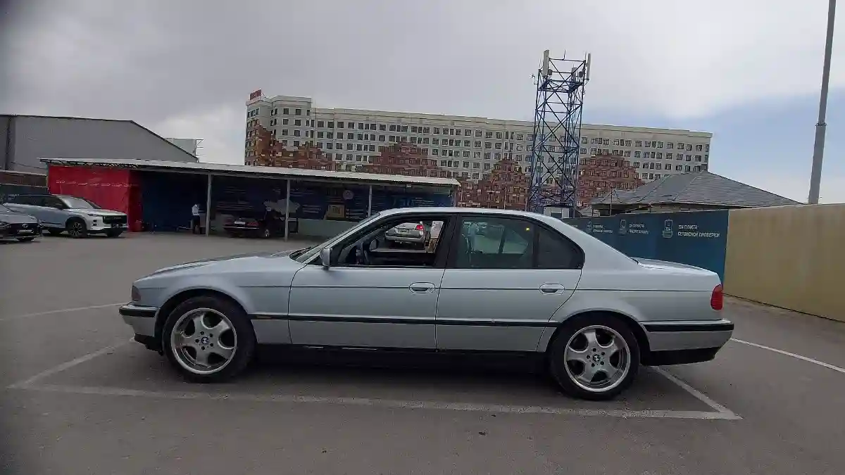 BMW 7 серии 1996 года за 4 500 000 тг. в Шымкент