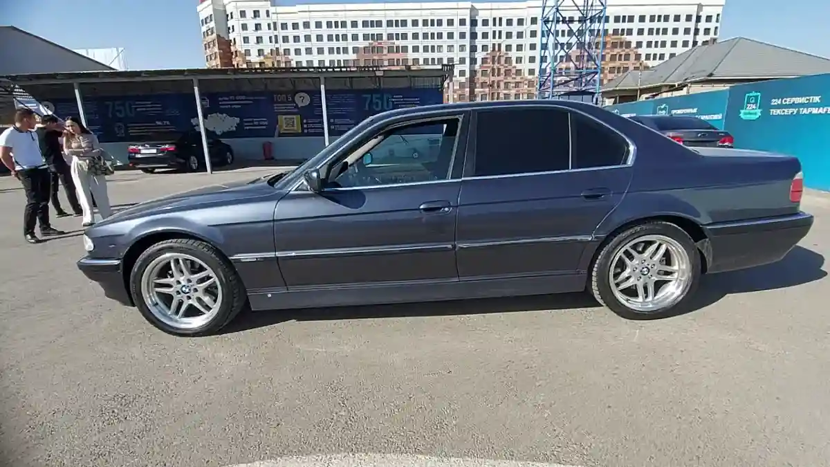 BMW 7 серии 1999 года за 5 500 000 тг. в Шымкент