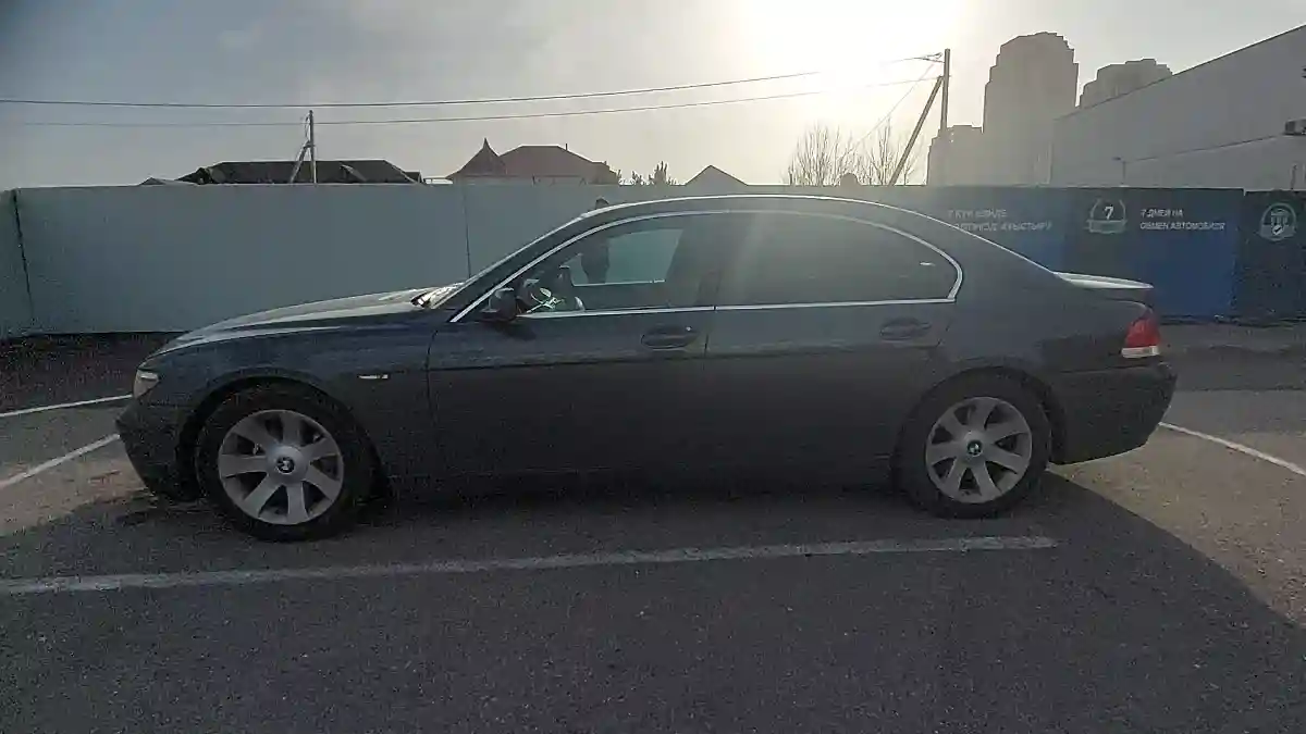 BMW 7 серии 2002 года за 4 300 000 тг. в Шымкент