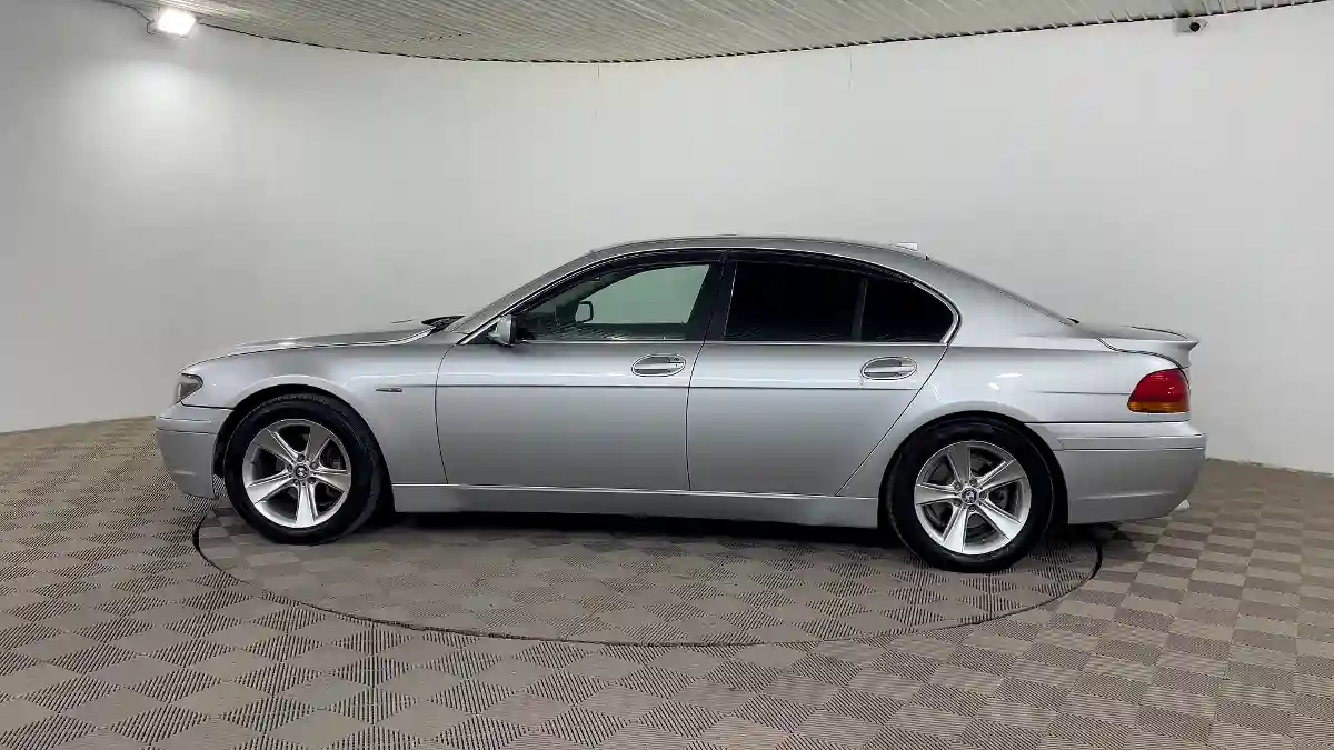 BMW 7 серии 2002 года за 2 820 000 тг. в Шымкент