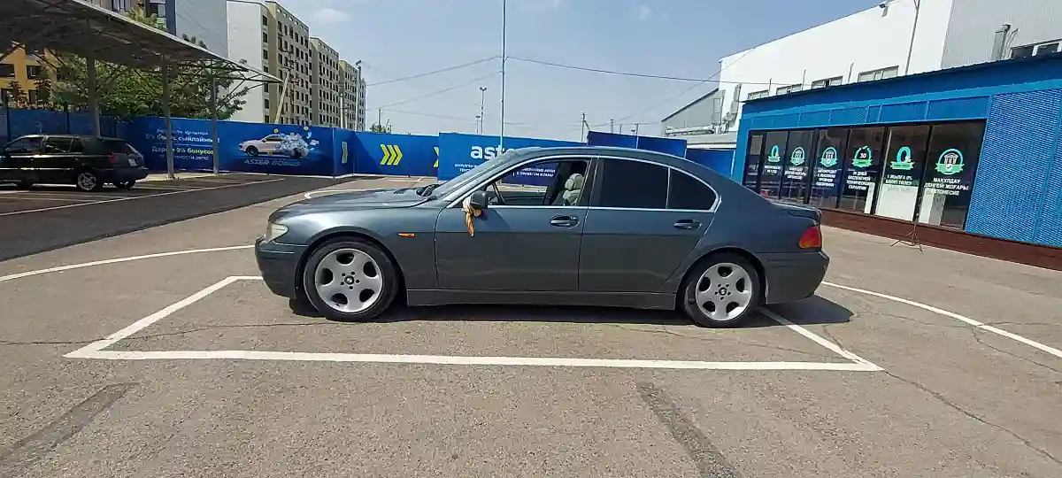 BMW 7 серии 2002 года за 4 500 000 тг. в Алматы