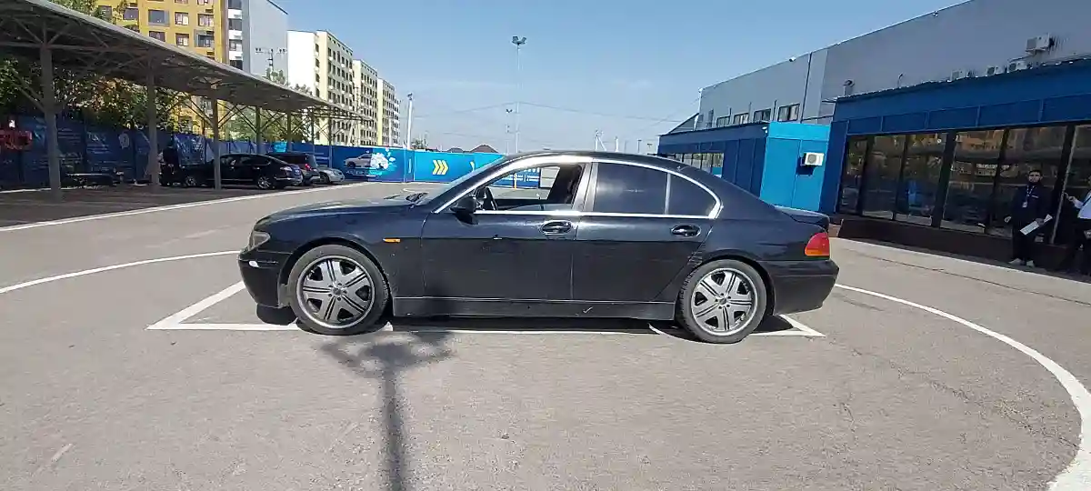 BMW 7 серии 2002 года за 3 000 000 тг. в Алматы