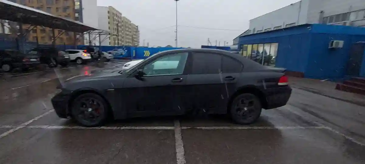 BMW 7 серии 2002 года за 3 200 000 тг. в Алматы