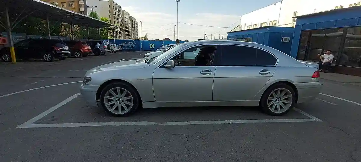 BMW 7 серии 2002 года за 3 500 000 тг. в Алматы