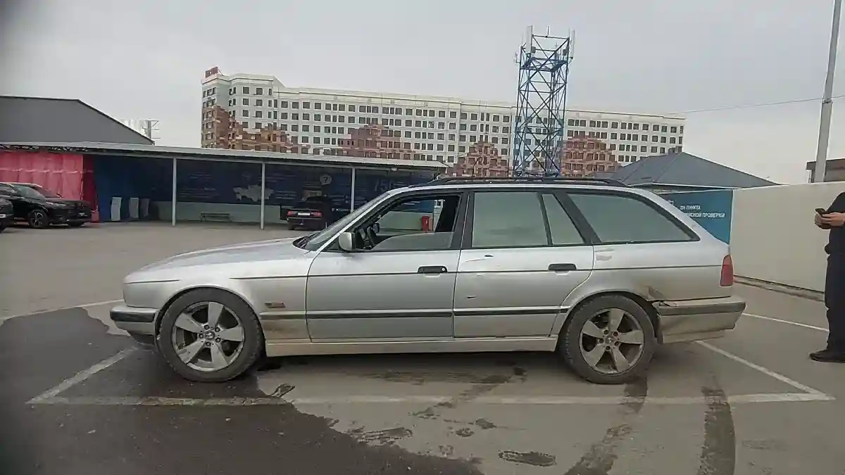 BMW 5 серии 1991 года за 990 000 тг. в Шымкент