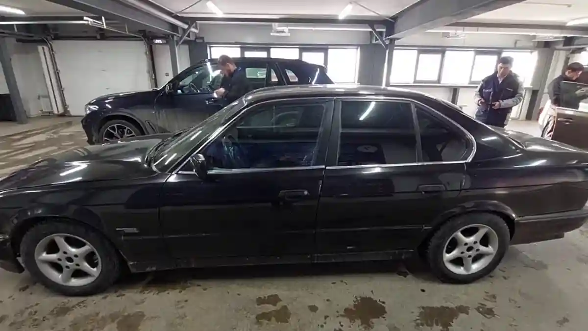 BMW 5 серии 1992 года за 1 500 000 тг. в Астана