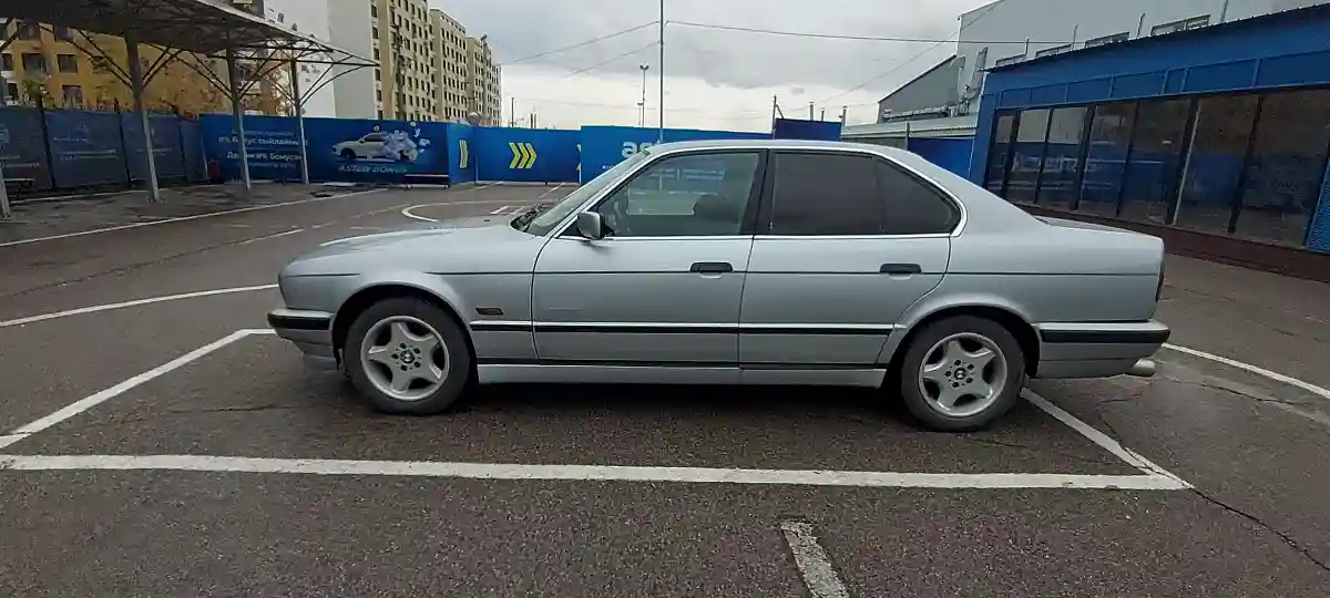 BMW 5 серии 1995 года за 2 600 000 тг. в Алматы