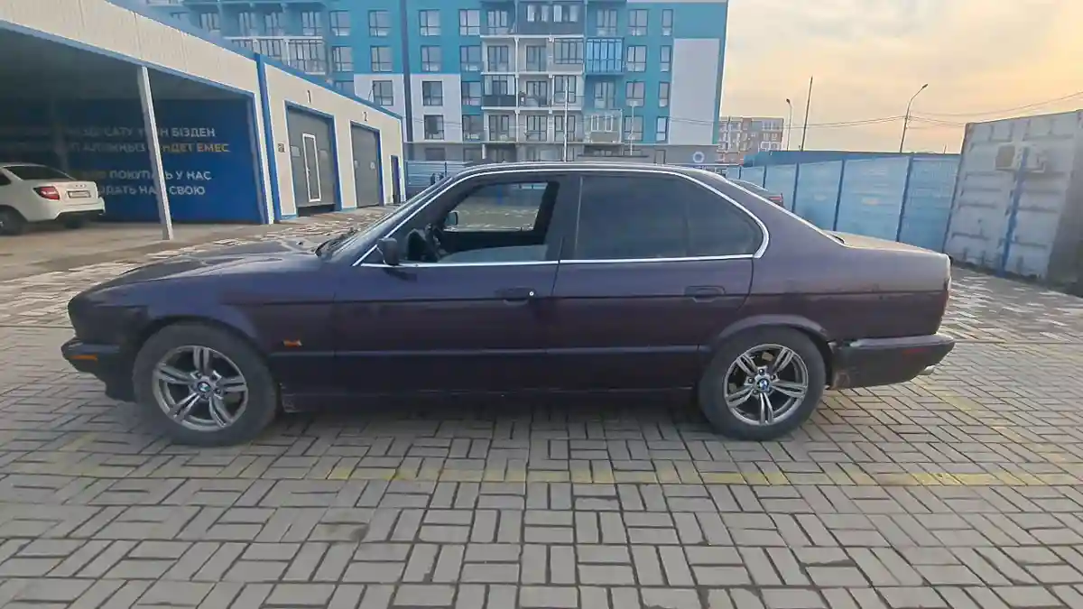 BMW 5 серии 1993 года за 2 200 000 тг. в Алматы