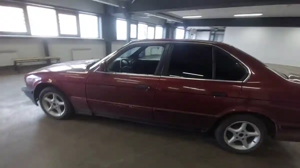 BMW 5 серии 1990 года за 1 500 000 тг. в Астана
