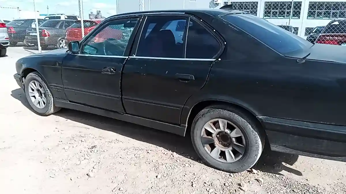 BMW 5 серии 1990 года за 750 000 тг. в Астана