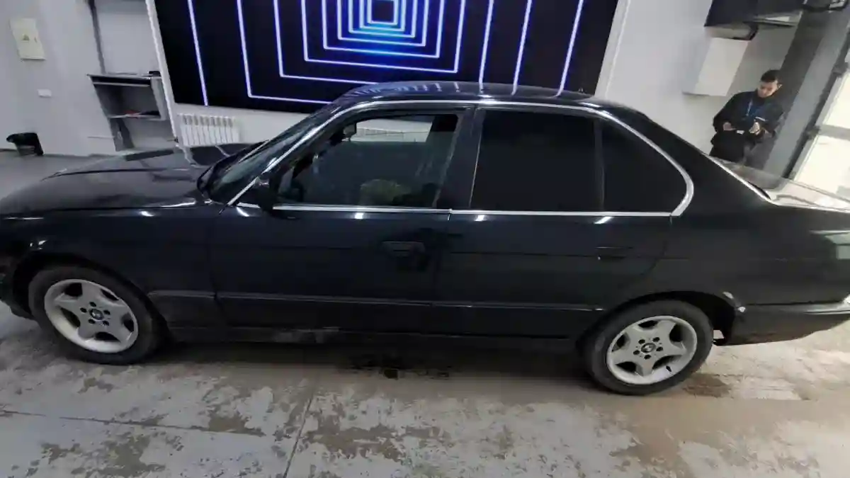 BMW 5 серии 1990 года за 1 700 000 тг. в Павлодар