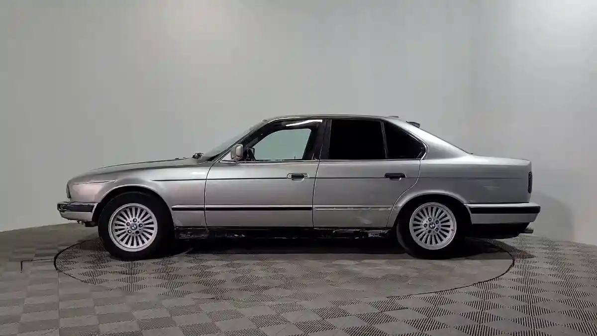 BMW 5 серии 1990 года за 830 000 тг. в Алматы