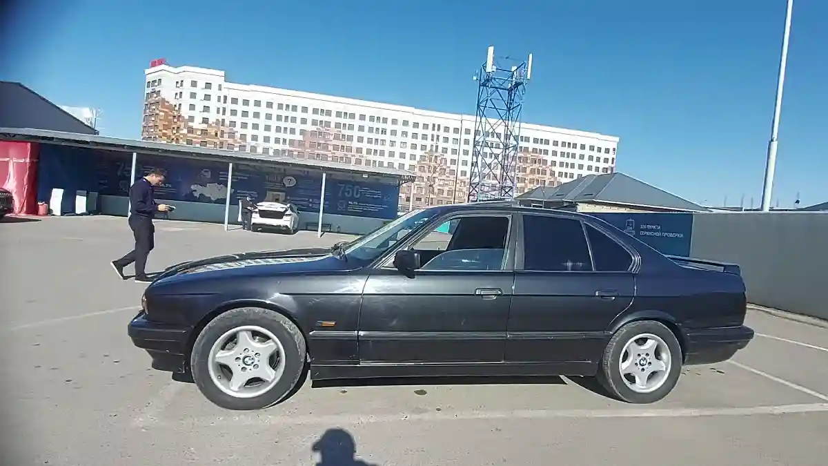 BMW 5 серии 1994 года за 2 500 000 тг. в Шымкент