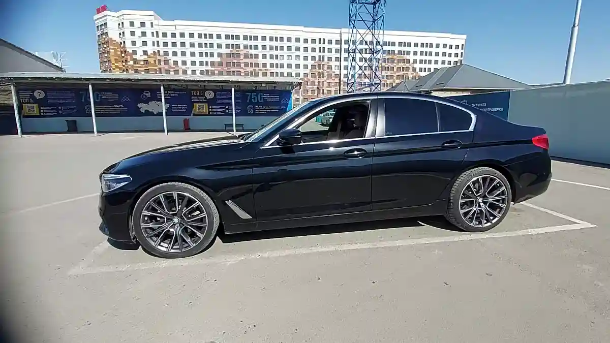 BMW 5 серии 2019 года за 21 000 000 тг. в Шымкент