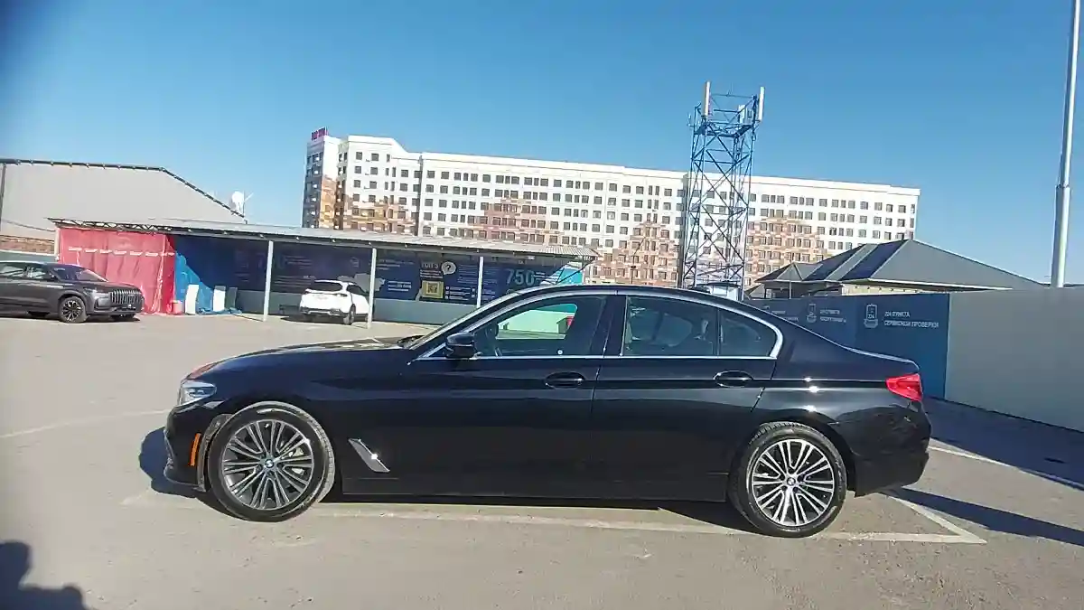 BMW 5 серии 2019 года за 18 500 000 тг. в Шымкент