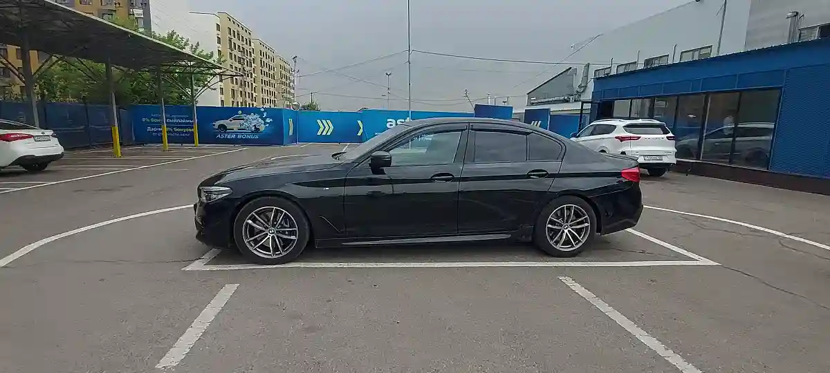 BMW 5 серии 2017 года за 16 500 000 тг. в Алматы