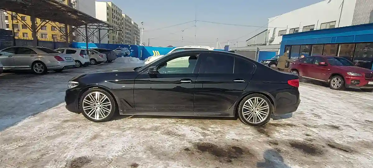 BMW 5 серии 2017 года за 26 000 000 тг. в Алматы