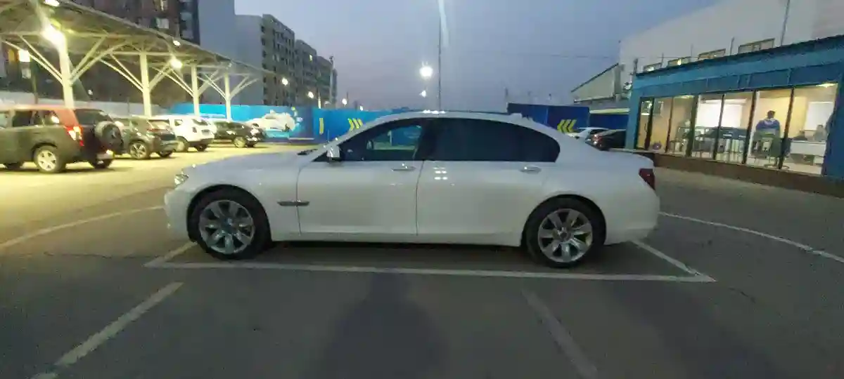 BMW 7 серии 2008 года за 9 000 000 тг. в Алматы