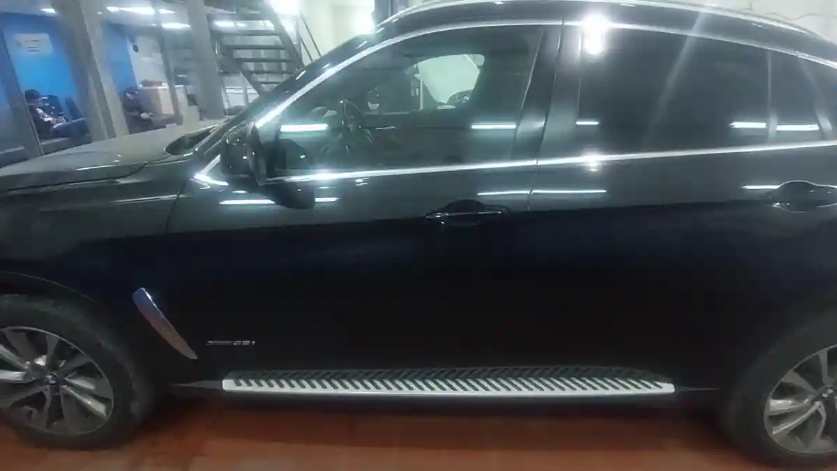 BMW X6 2016 года за 20 000 000 тг. в Астана