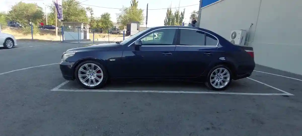 BMW 5 серии 2003 года за 3 890 000 тг. в Тараз
