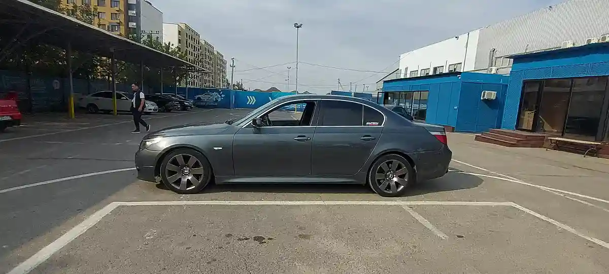 BMW 5 серии 2006 года за 5 500 000 тг. в Алматы