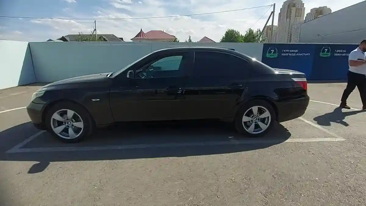 BMW 5 серии 2006 года за 7 000 000 тг. в Шымкент