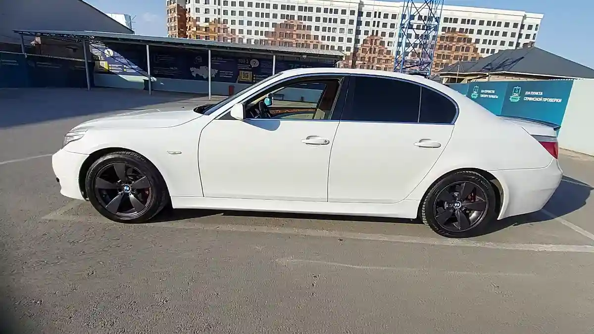 BMW 5 серии 2007 года за 7 500 000 тг. в Шымкент