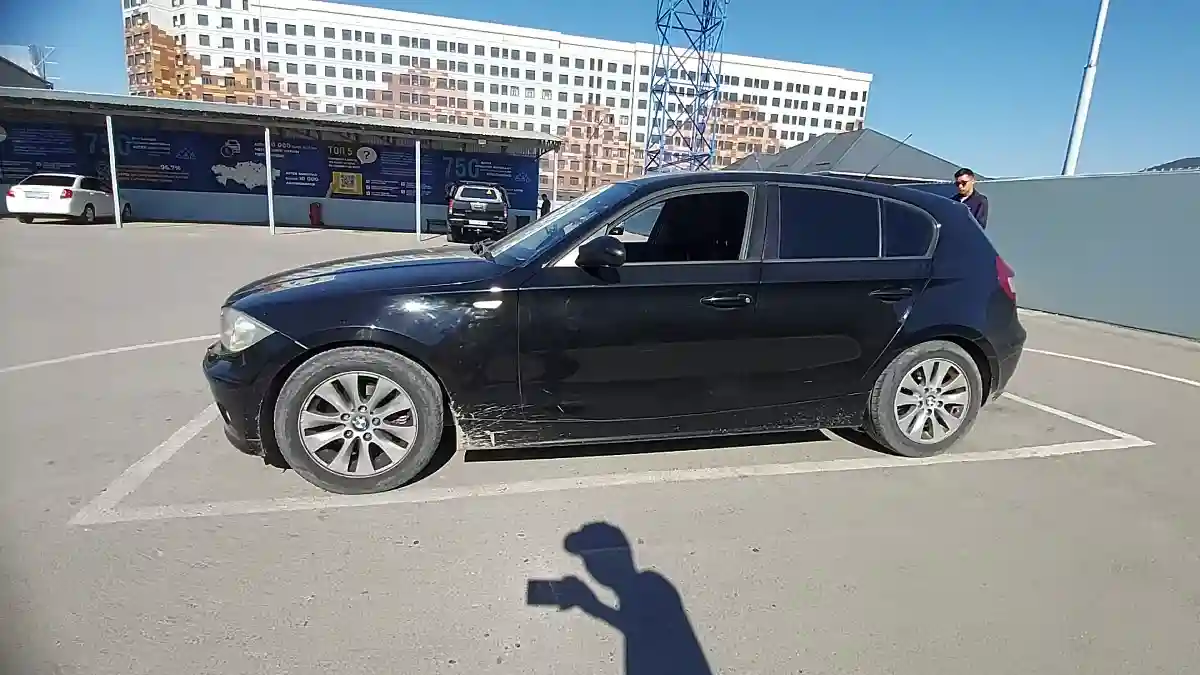 BMW 1 серии 2006 года за 6 000 000 тг. в Шымкент