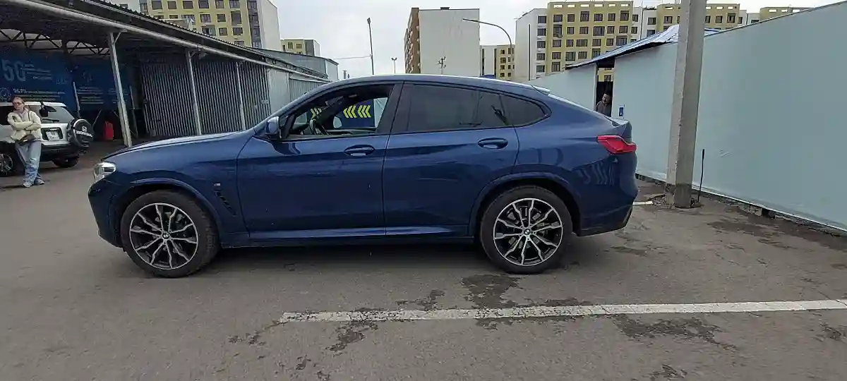 BMW X4 2021 года за 35 000 000 тг. в Алматы