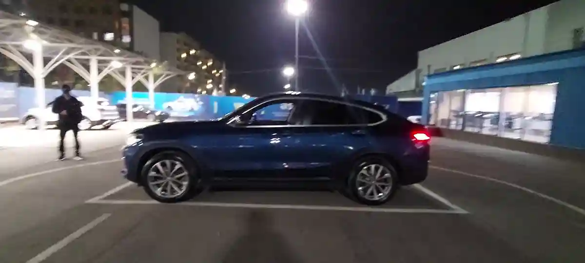 BMW X4 2020 года за 20 000 000 тг. в Алматы