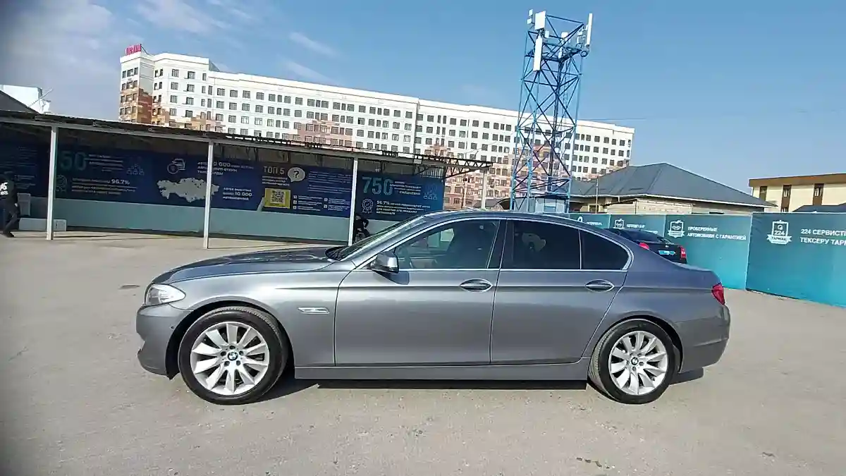 BMW 5 серии 2012 года за 10 000 000 тг. в Шымкент